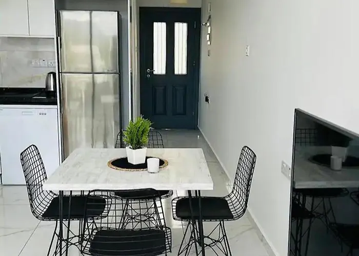 アパート B1-14 Crystal Bay Retreat - Pool View Apartment *