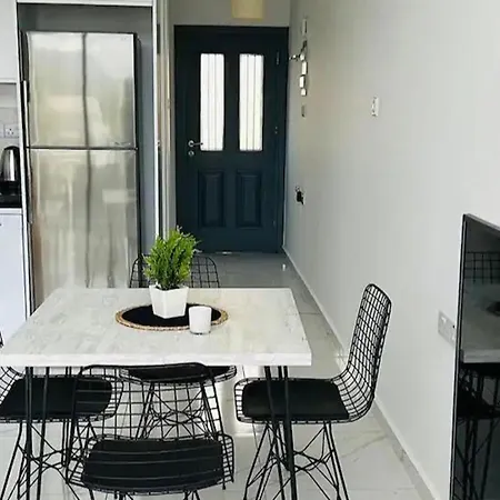 Apartment Modern And Comfortable *