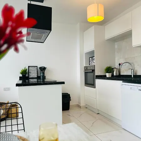 Modern And Comfortable * Agios Nikolaos (Famagusta)