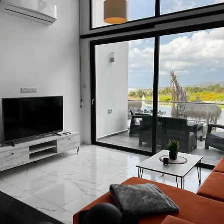B1-14 Crystal Bay Retreat - Pool View דירה Agios Nikolaos (Famagusta)