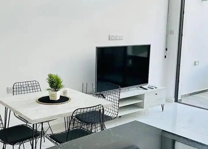 Apartmán B1-14 Crystal Bay Retreat - Pool View Apartment